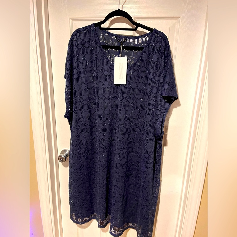 NWT BloomChic Coverup